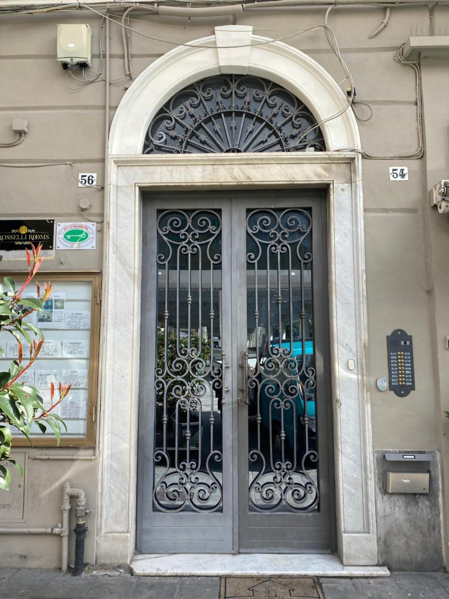 54 Rosselli Rooms La Spezia Exterior photo